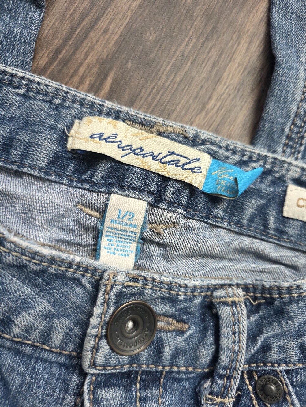 βAeropostale Vintage 2000s Medium Wash Low Rise Flared Bootcut Denim Jeans Size - Picture 4 of 7